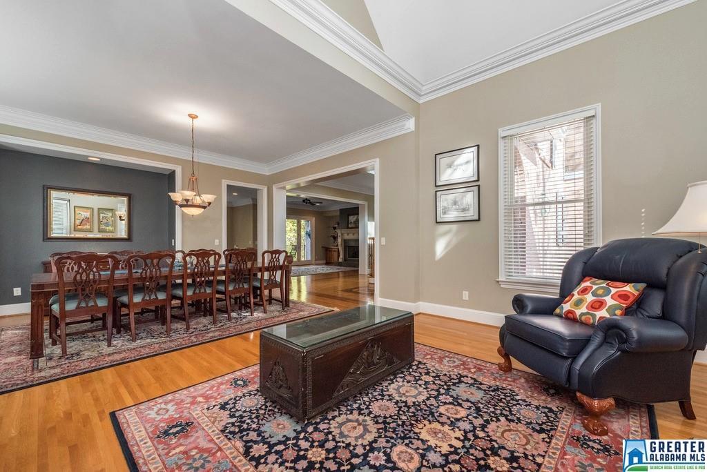 1317 COVE LAKE CIR, Hoover, AL 35242