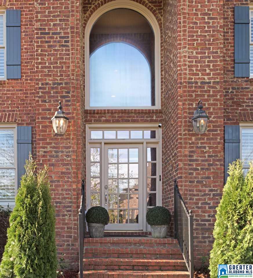 1137 LAKE COLONY LN, Vestavia Hills, AL 35242