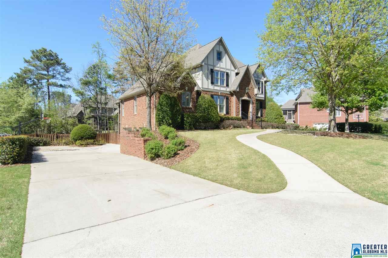 4934 REYNOLDS LN, Vestavia Hills, AL 35242