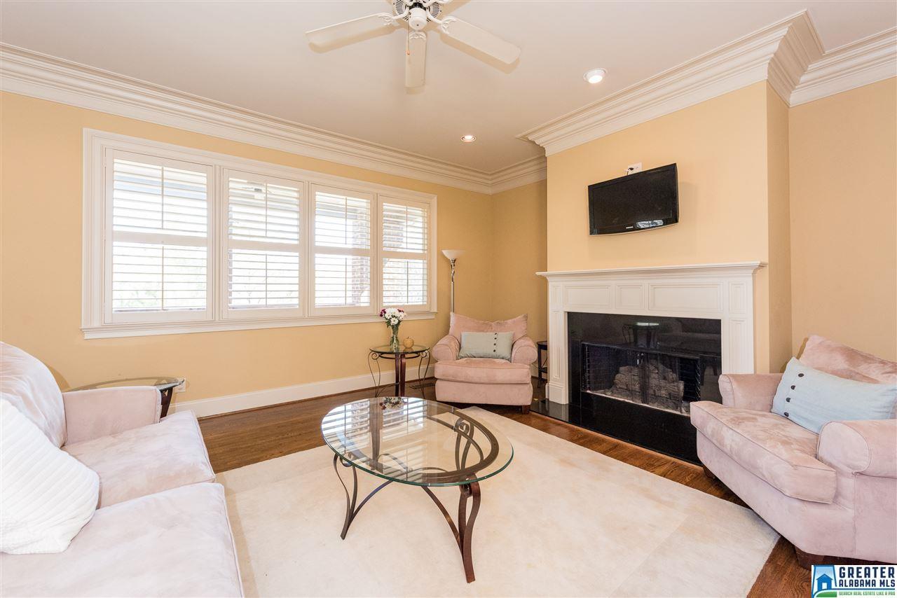 786 HAMPDEN PLACE CIR, Vestavia Hills, AL 35242