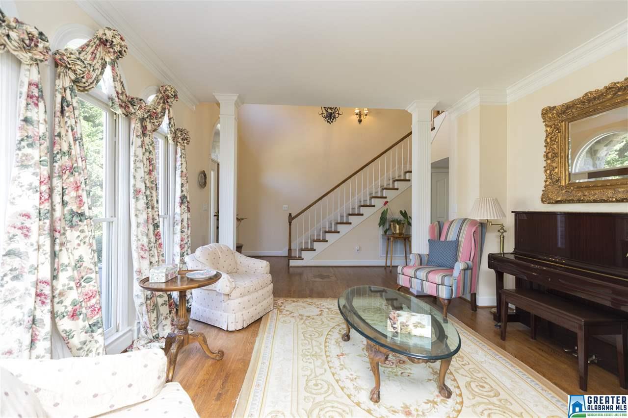 904 GREYMOOR COVE, Hoover, AL 35242