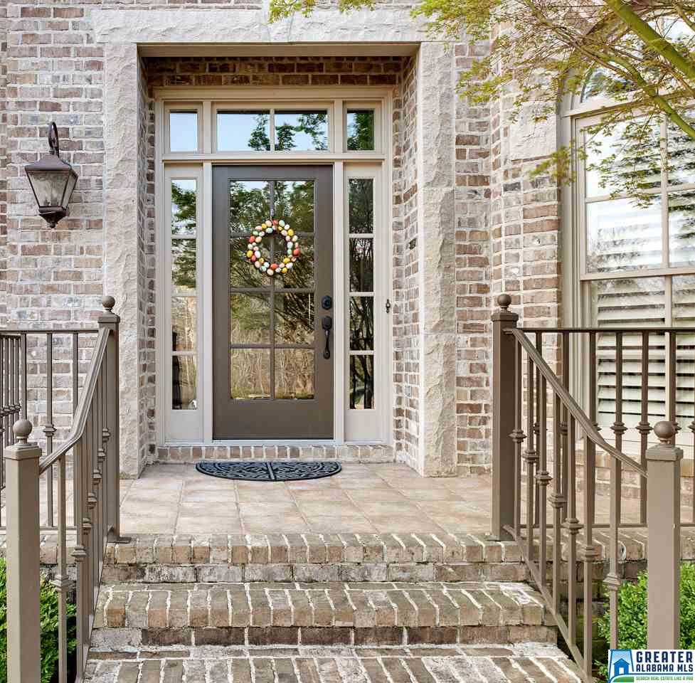 4011 LAMBERT COVE, Vestavia Hills, AL 35242