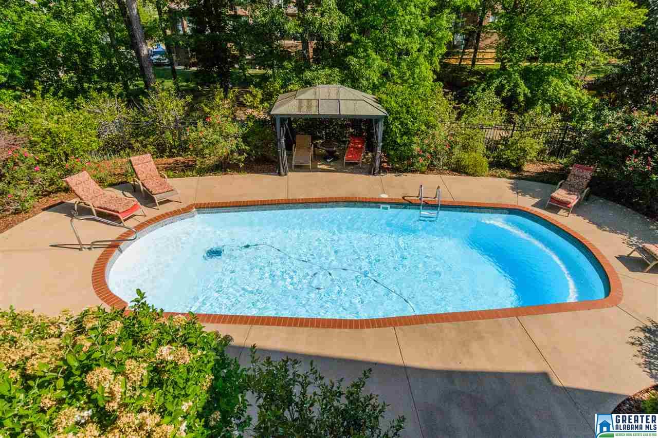 511 STEWARDS GLEN, Birmingham, AL 35242