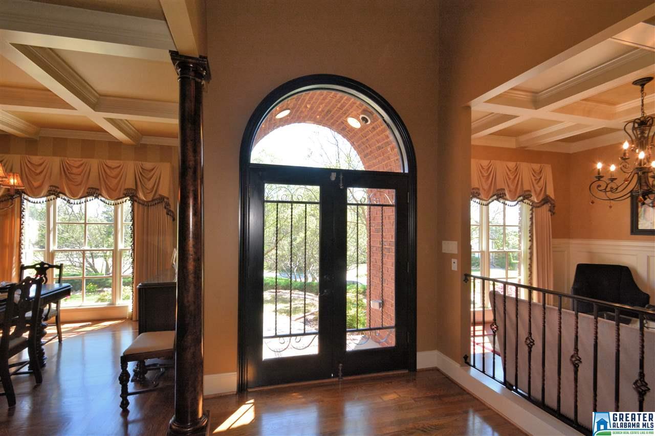 201 LEDGE CIR, Birmingham, AL 35242