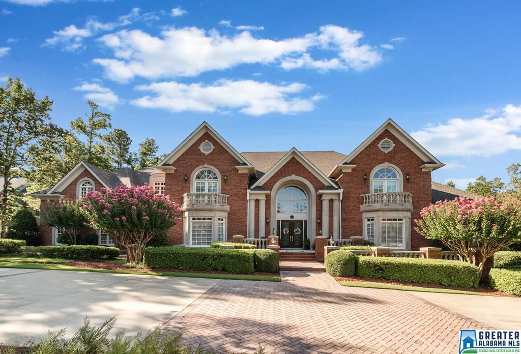 5209 QUEENSFERRY LN, Hoover, AL 35242
