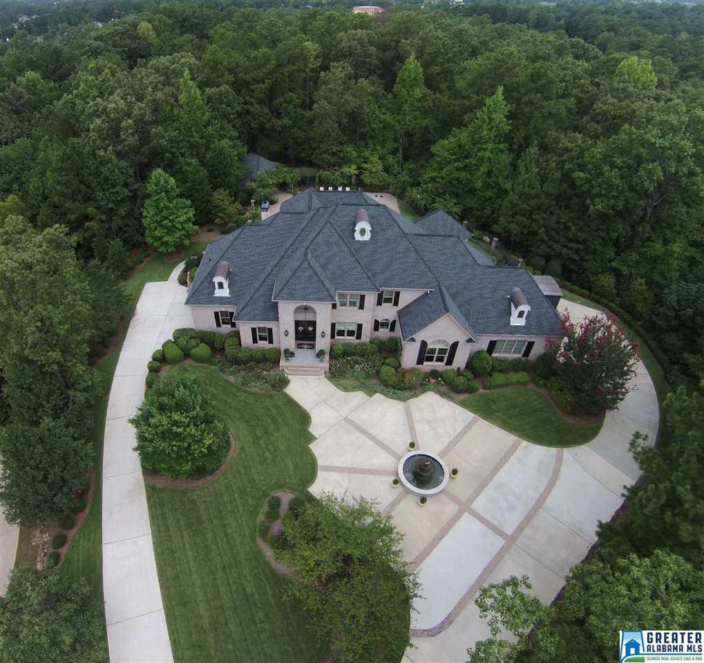 5212 QUEENSFERRY LN, Hoover, AL 35242