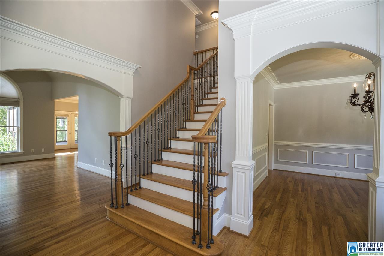706 HIGHLAND LAKES COVE, Birmingham, AL 35242