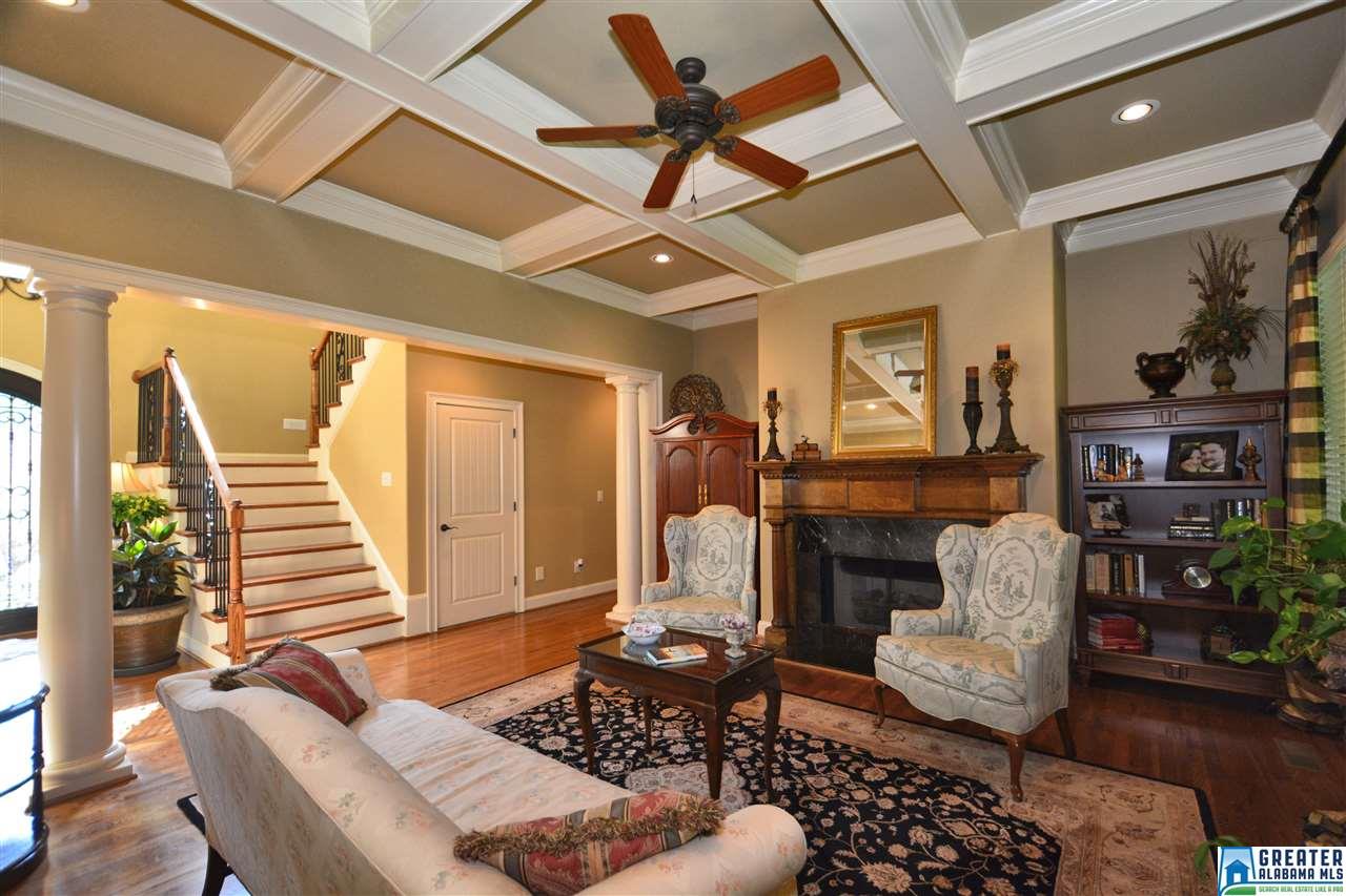 1005 HIGHLAND VILLAGE TRL, Birmingham, AL 35242
