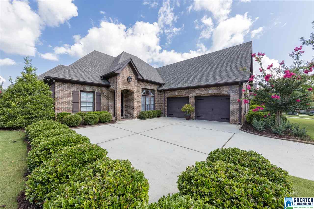 1252 BRAEMER CT, Hoover, AL 35242