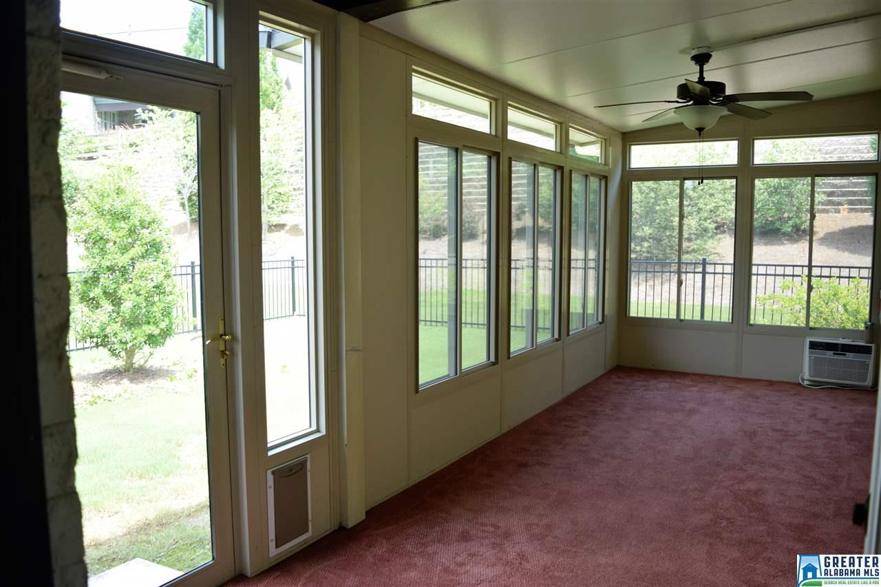 1075 DANBERRY LN, Hoover, AL 35242
