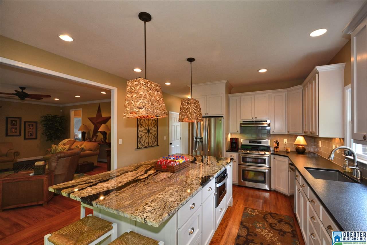 2012a EAGLE CREEK CIR, Birmingham, AL 35242