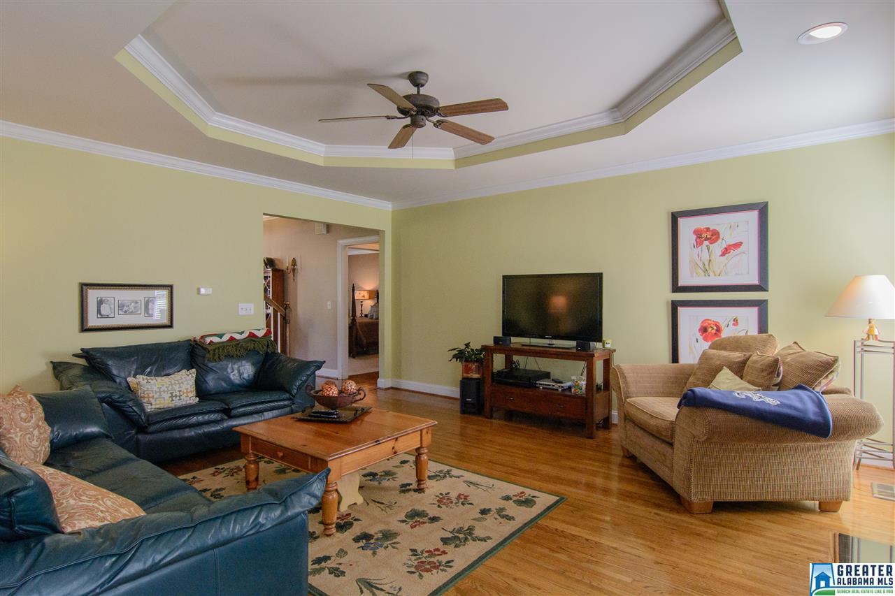 127 EMILY CIR, Birmingham, AL 35242