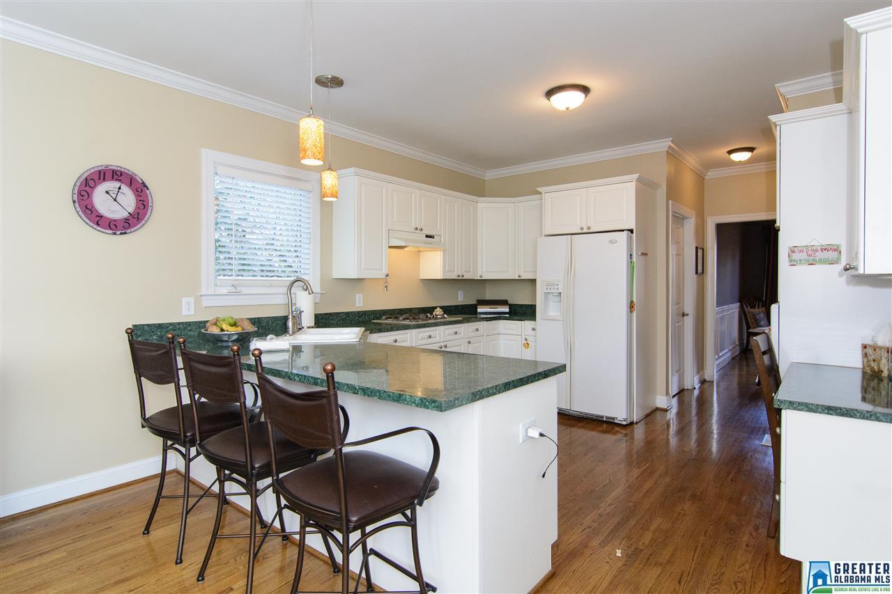 127 EMILY CIR, Birmingham, AL 35242