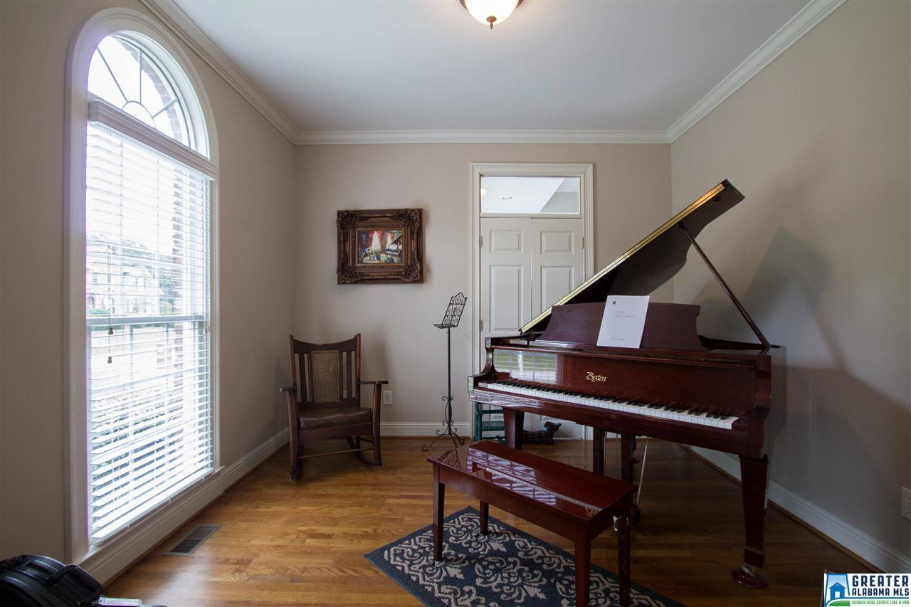 131 AARONVALE CIR, Birmingham, AL 35242