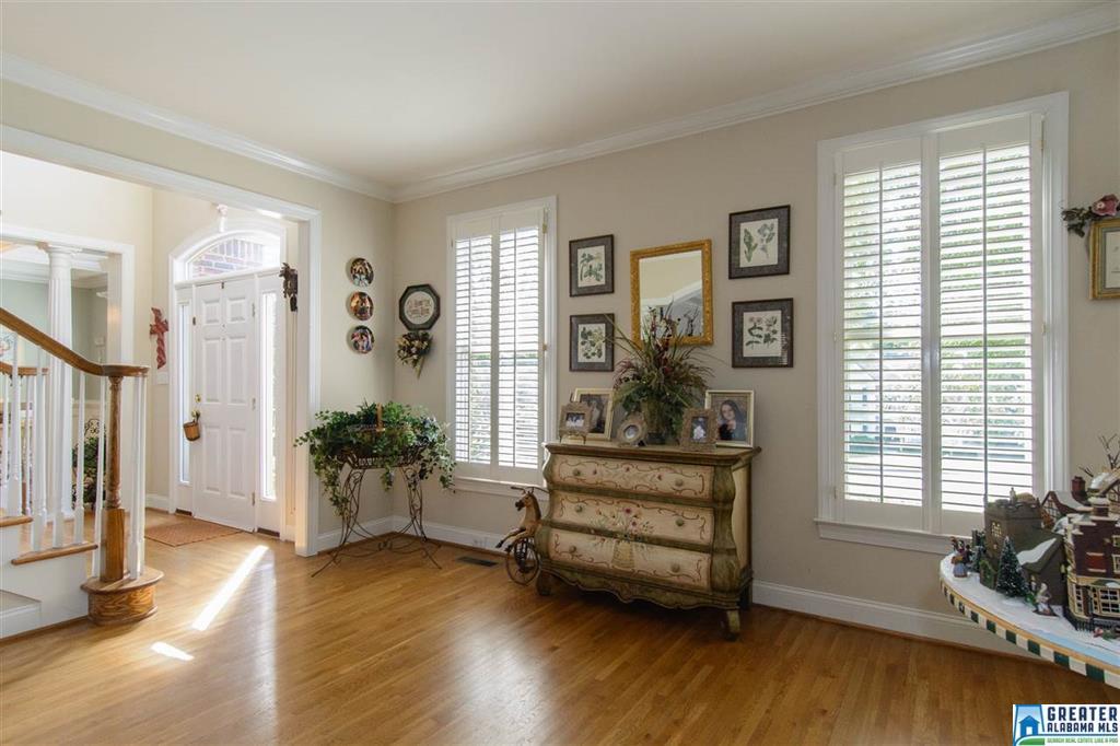 2992 Brook Highland Dr, Birmingham, AL 35242
