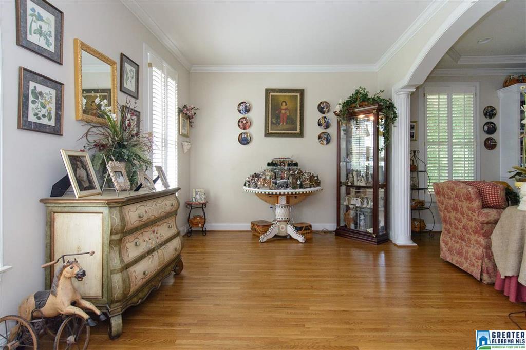 2992 Brook Highland Dr, Birmingham, AL 35242