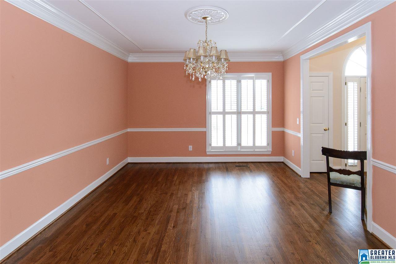 2372 RIDGE TRL, Birmingham, AL 35242