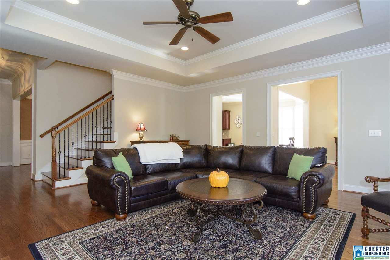 1013 WESLEY TRC, Birmingham, AL 35242