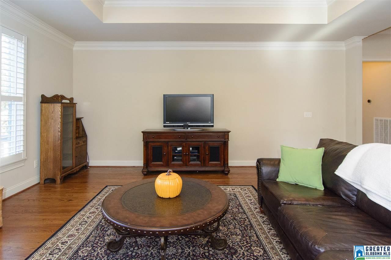 1013 WESLEY TRC, Birmingham, AL 35242