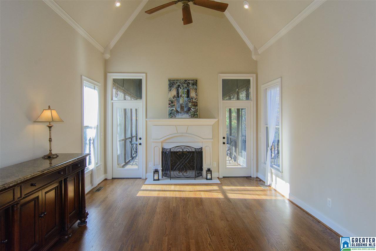 1013 WESLEY TRC, Birmingham, AL 35242