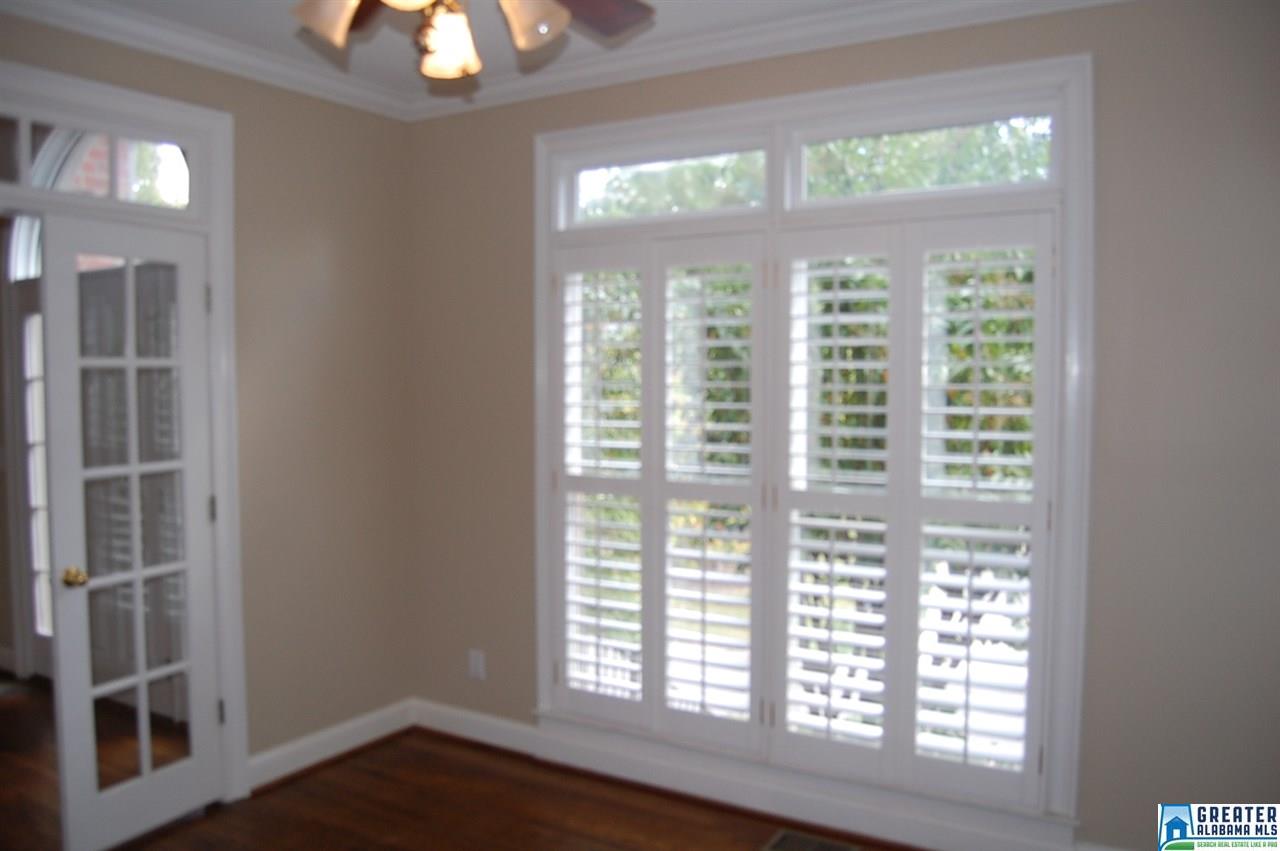 905Vestlake Hollow Cir Cir, Vestavia Hills, AL 35242