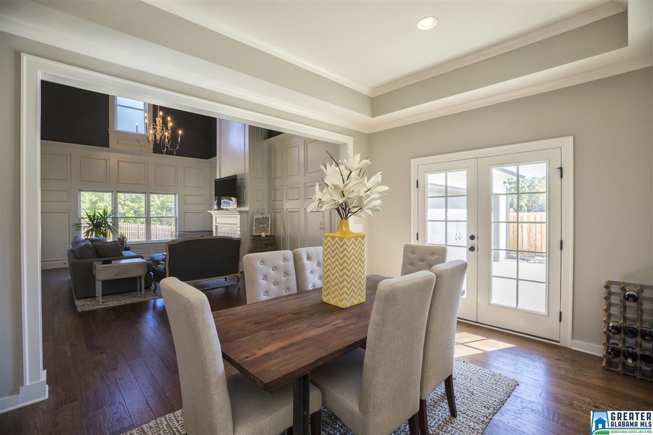 652 PROVENCE DR, Vestavia Hills, AL 35242