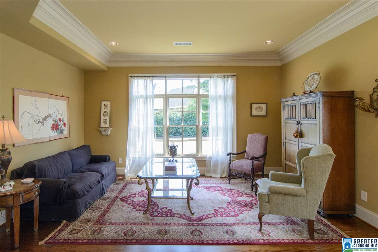 4302 BOULDER LAKE CIR, Vestavia Hills, AL 35242