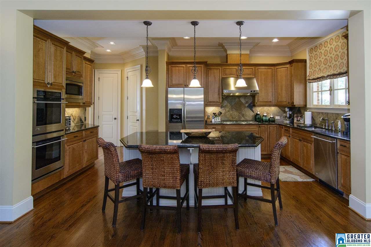4302 BOULDER LAKE CIR, Vestavia Hills, AL 35242
