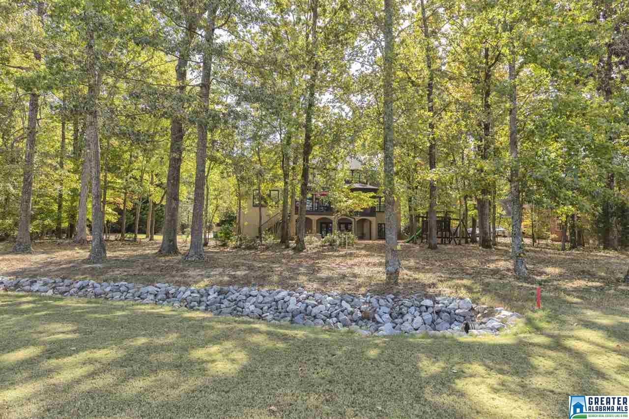 405 CASTLEBRIDGE CIR, Hoover, AL 35242