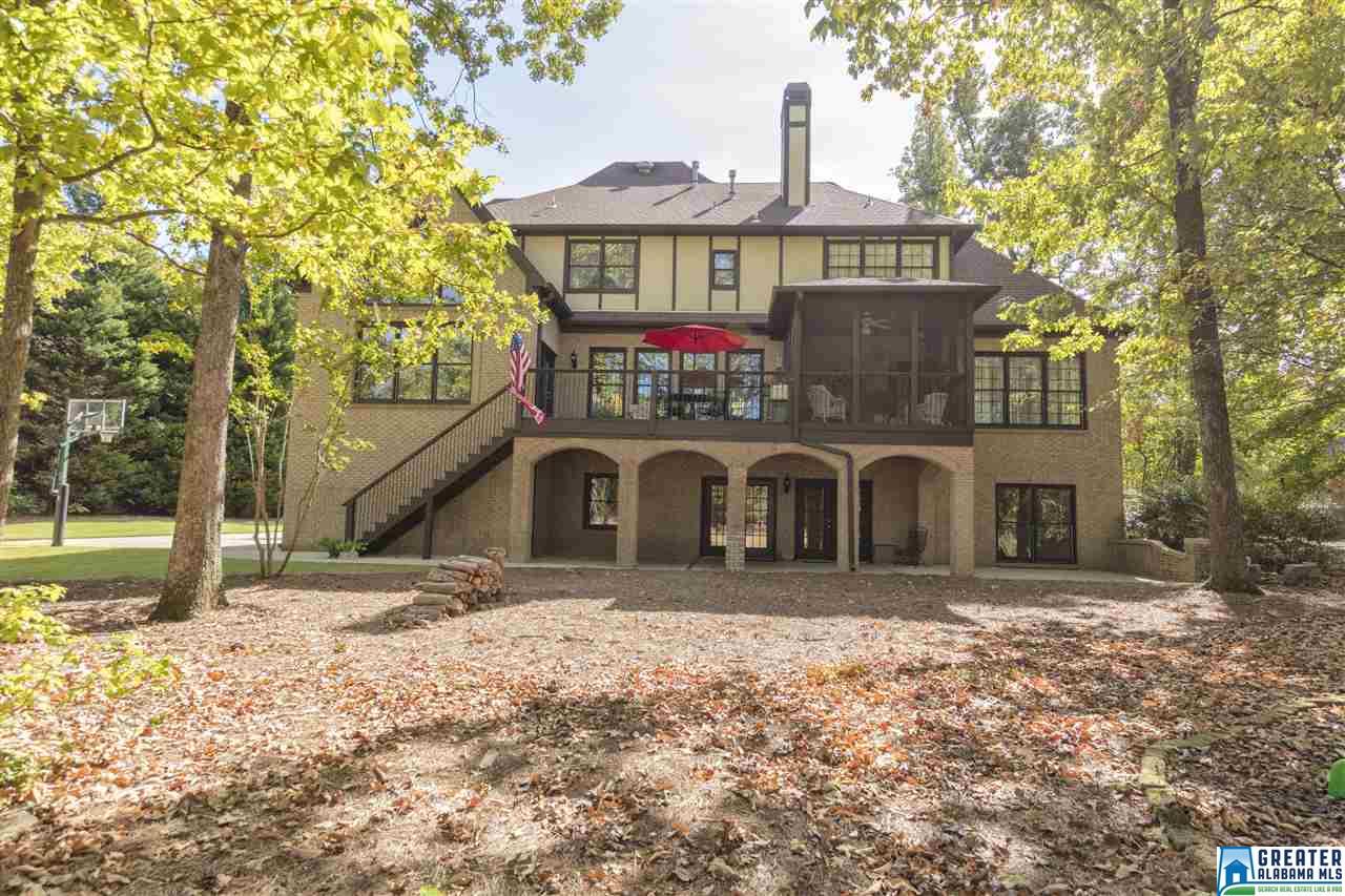 405 CASTLEBRIDGE CIR, Hoover, AL 35242