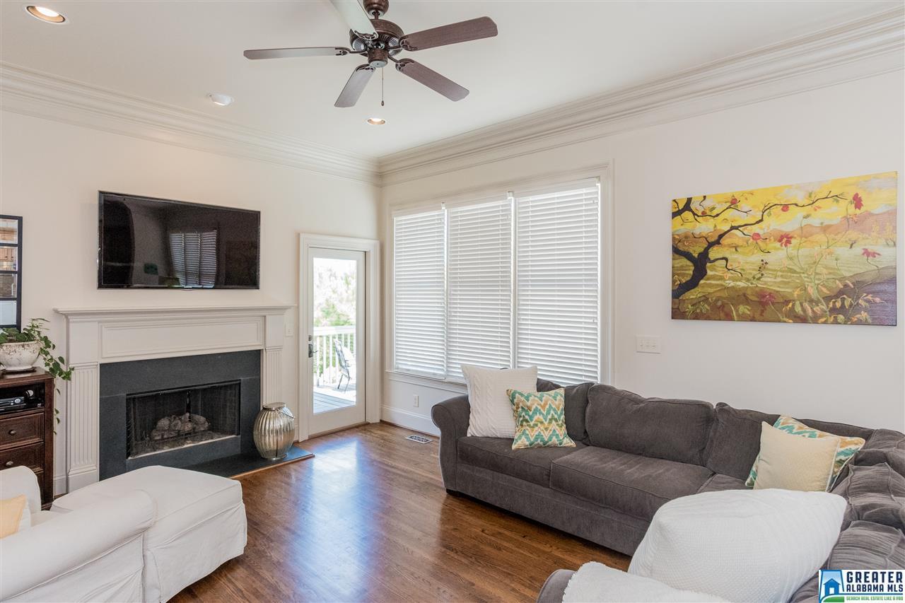 798 HAMPDEN PLACE CIR, Vestavia Hills, AL 35242