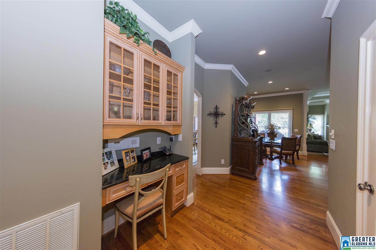119 SWAN LAKE CIR, Birmingham, AL 35242