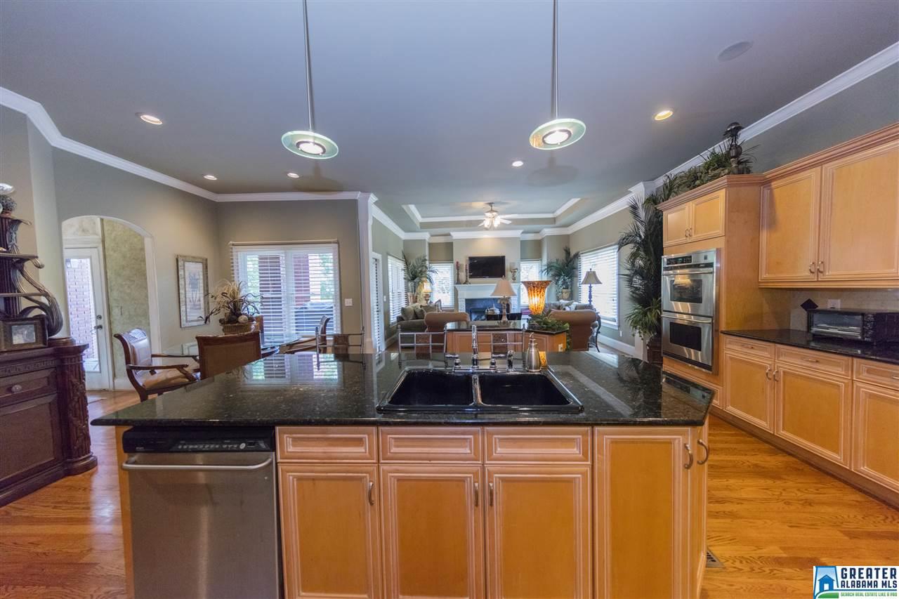 119 SWAN LAKE CIR, Birmingham, AL 35242