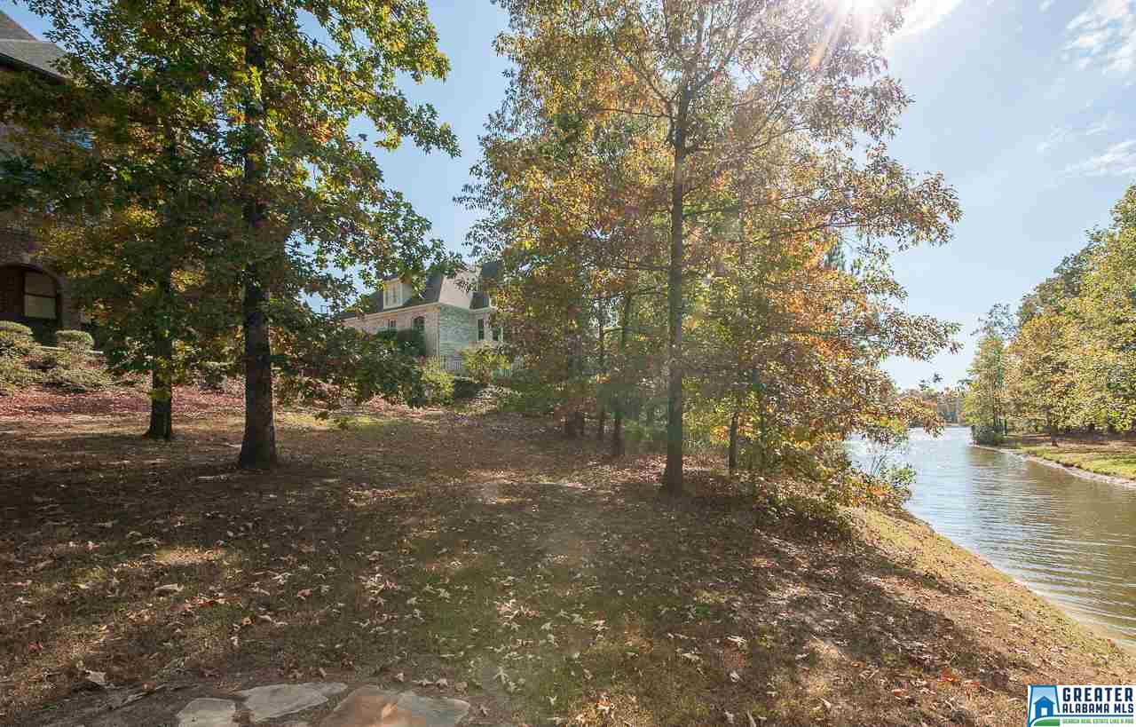 1309 COVE LAKE CIR, Hoover, AL 35242