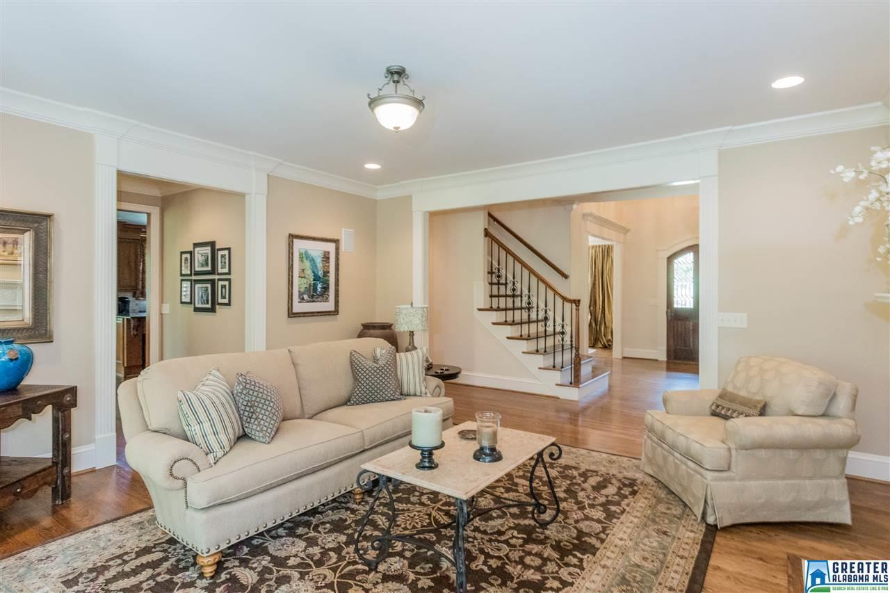 936 LAKE COLONY RUN, Vestavia Hills, AL 35242