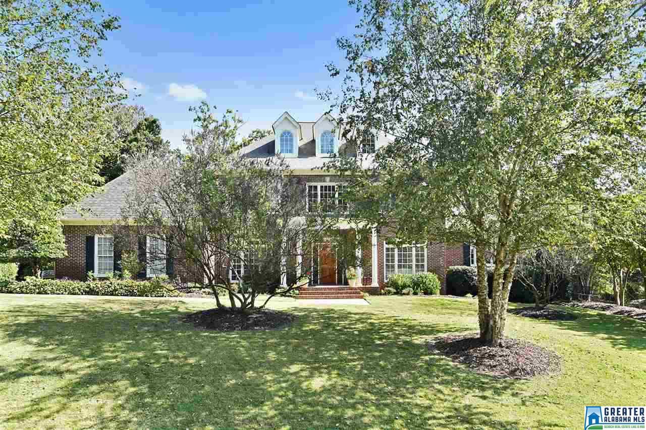 1028 LAKE HEATHER RD, Hoover, AL 35242