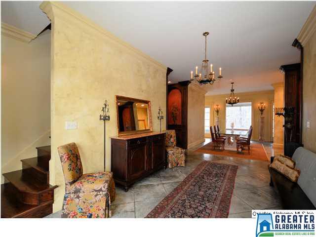 8015 CASTLEHILL RD, Hoover, AL 35242