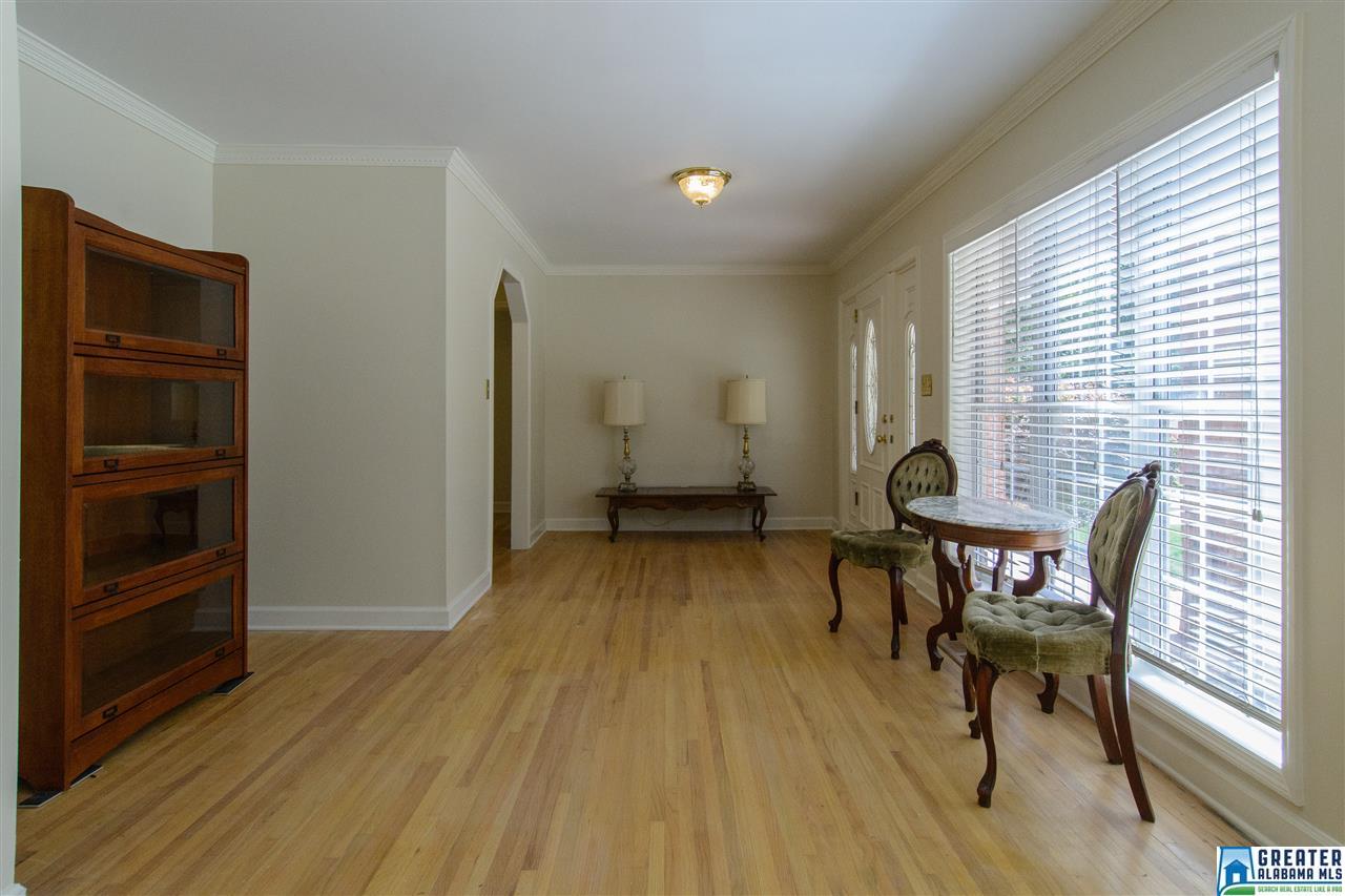 3813 CROMWELL DR, Mountain Brook, AL 35243