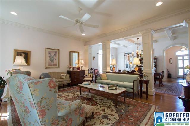 3919 WESTMINSTER LN, Vestavia Hills, AL 35243