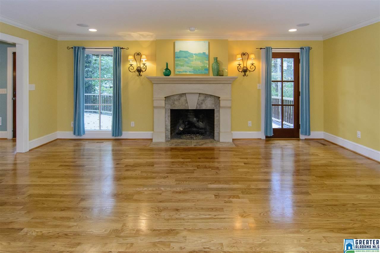 3477 BIRCHWOOD LN, Vestavia Hills, AL 35243