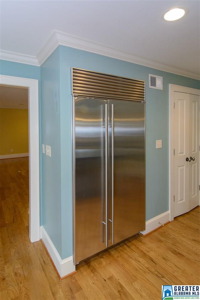 3477 BIRCHWOOD LN, Vestavia Hills, AL 35243