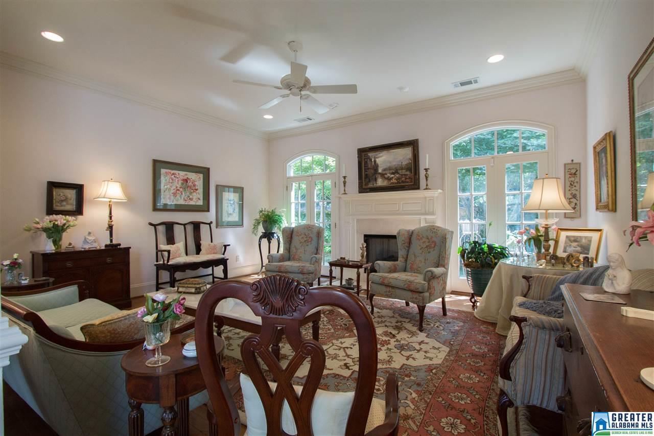 3919 WESTMINSTER LN, Vestavia Hills, AL 35243