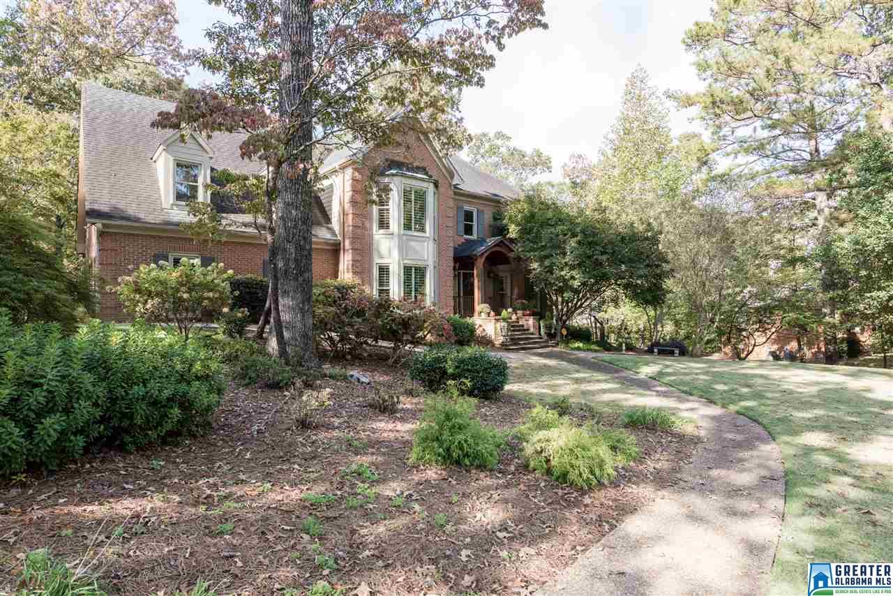 2705 COUNTRYWOOD WAY, Vestavia Hills, AL 35243