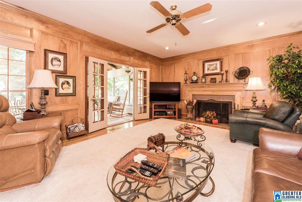 2705 COUNTRYWOOD WAY, Vestavia Hills, AL 35243