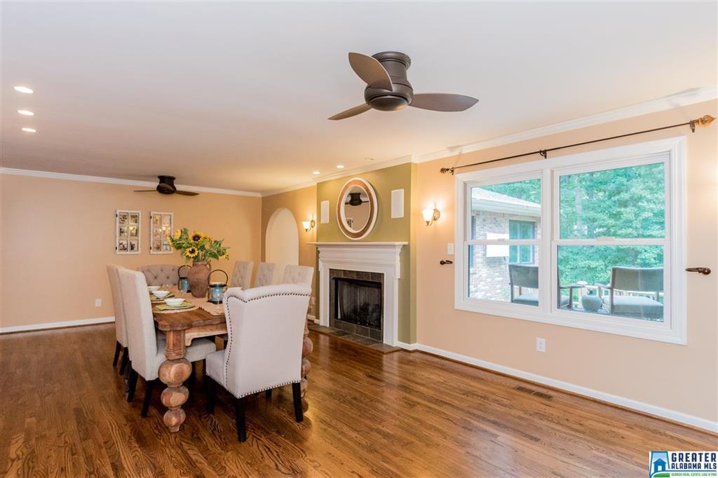 2700 Altadena Rd, Vestavia Hills, AL 35243