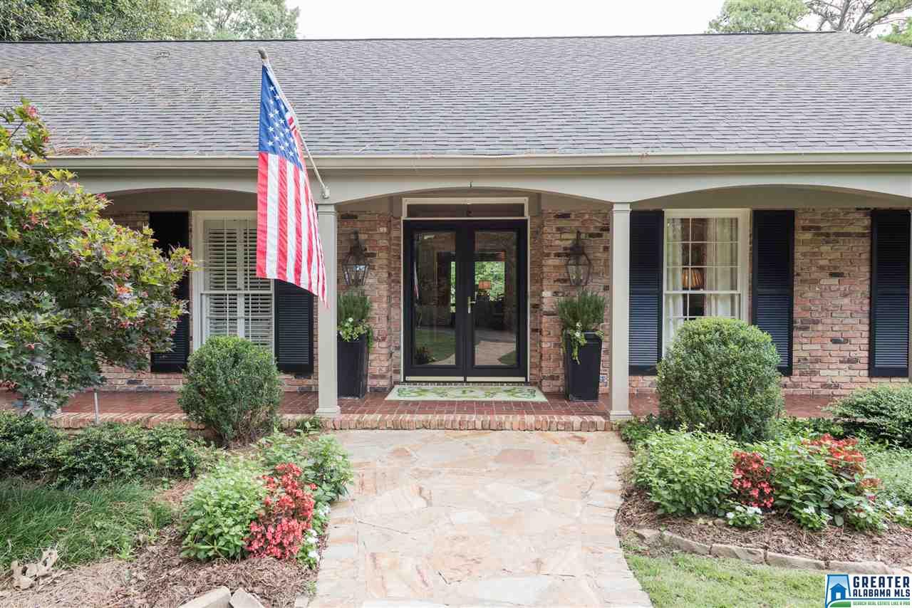 3931 KNOLLWOOD DR, Mountain Brook, AL 35243
