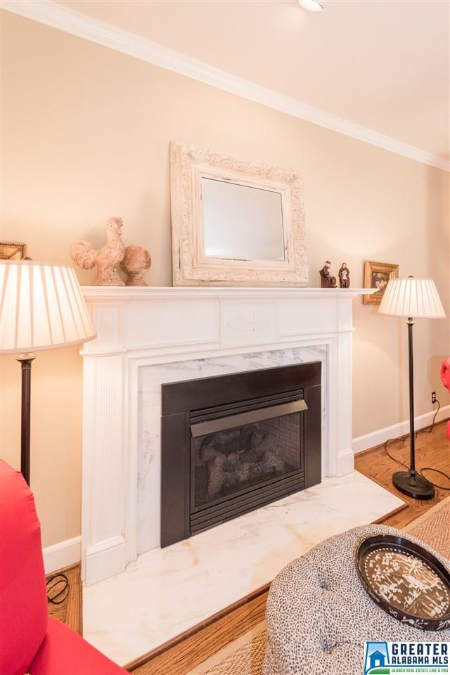3931 KNOLLWOOD DR, Mountain Brook, AL 35243