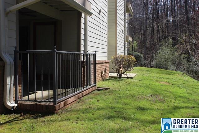 502 GABLES DR, Hoover, AL 35244