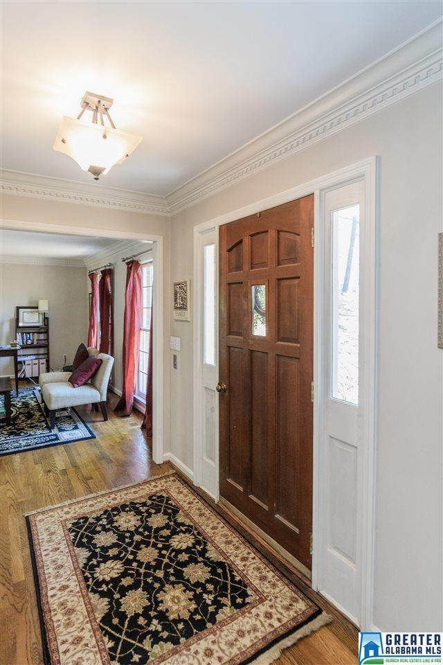 1114 LAKE FOREST CIR, Hoover, AL 35244