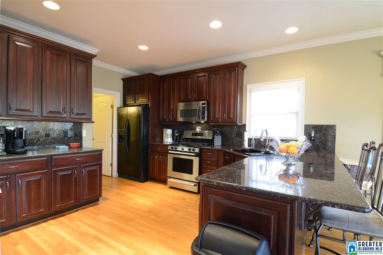 1800 LEMON MINT CIR, Hoover, AL 35244